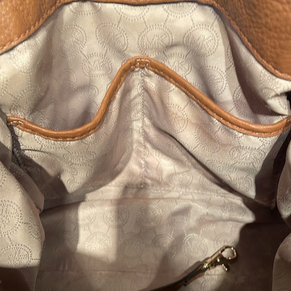 Michael Kors Brown Pebbled Leather Shoulder/Crossbody Bag EUC w/dust bag - Picture 11 of 14